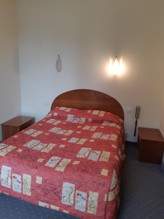 Hotel Les Forges Noyal-sur-Vilaine Luaran gambar